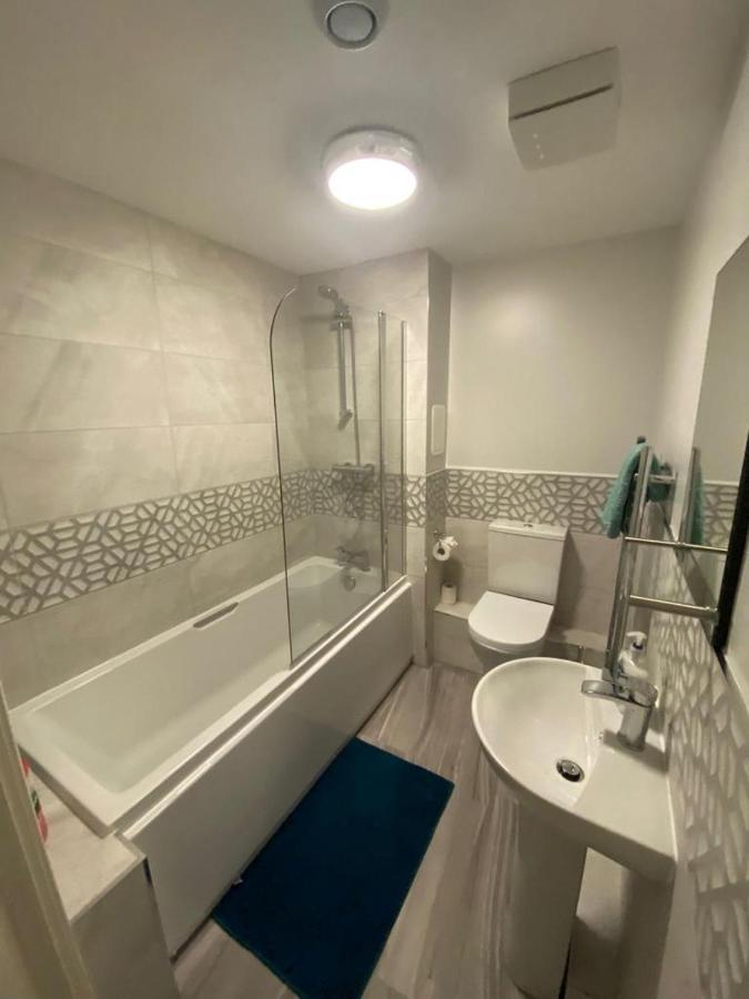 Fabulous 3 Bedroom Flat Edimburgo Esterno foto